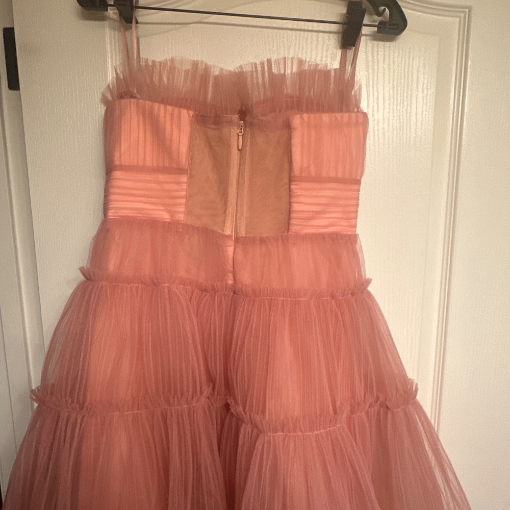 Dress - Picture 5 of 5